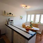 Spacious 3 Bedroom Chiara Near & Old Tovn