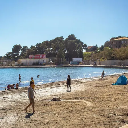 Spacious 3 Bedroom Chiara Near & Old Tovn