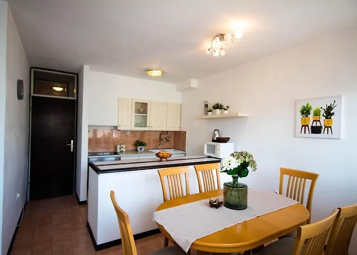 Spacious 3 Bedroom Chiara Near & Old Tovn * ספליט